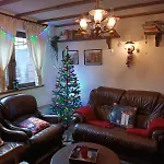 Holiday home начовата къща стойките - пампорово *