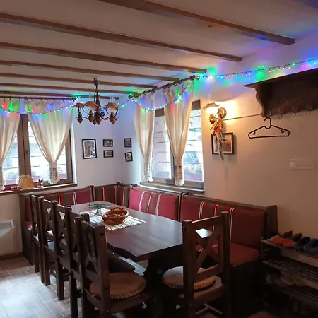 Maison d'hôtes начовата къща стойките, пампорово