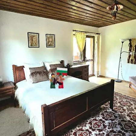Maison d'hôtes начовата къща стойките, пампорово Vodata