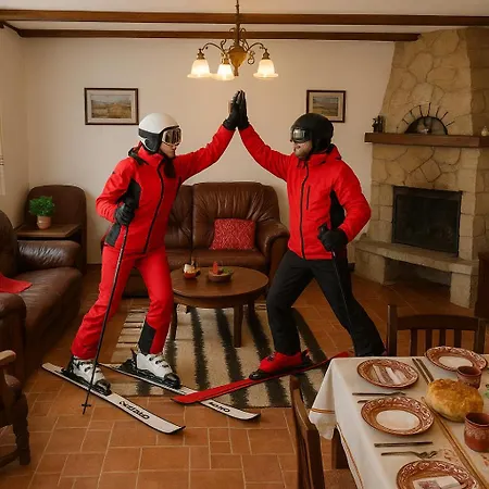 Maison d'hôtes начовата къща стойките, пампорово 3*