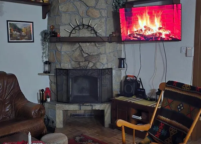 Nachovata Stoykite, Near Pamporovo Vodata