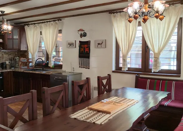 Nachovata Stoykite, Near Pamporovo Casa vacanze Vodata