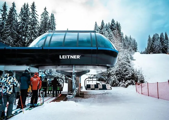 Nachovata Stoykite, Near Pamporovo * Vodata