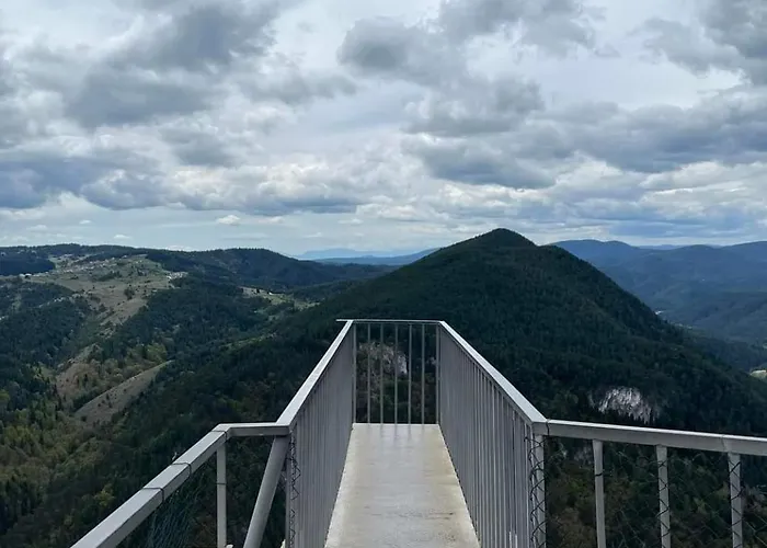 Nachovata Stoykite, Near Pamporovo *